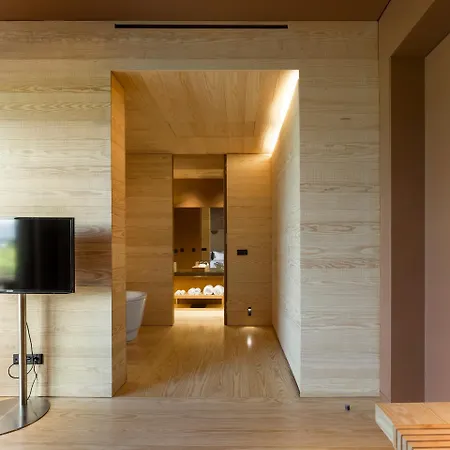 Monverde - Wine Experience - By Unlock אמרנטה